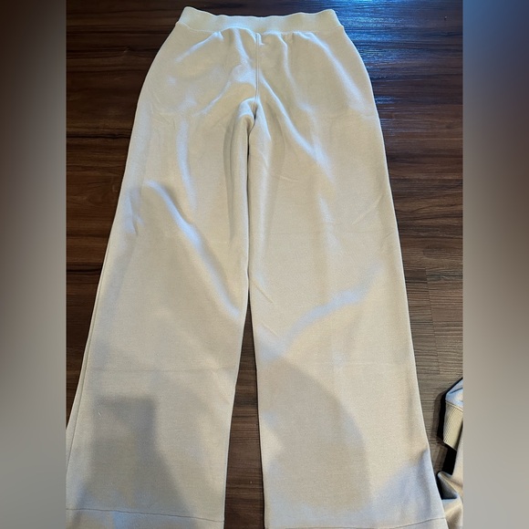 SET! Spanx Matching Set - Picture 4 of 10